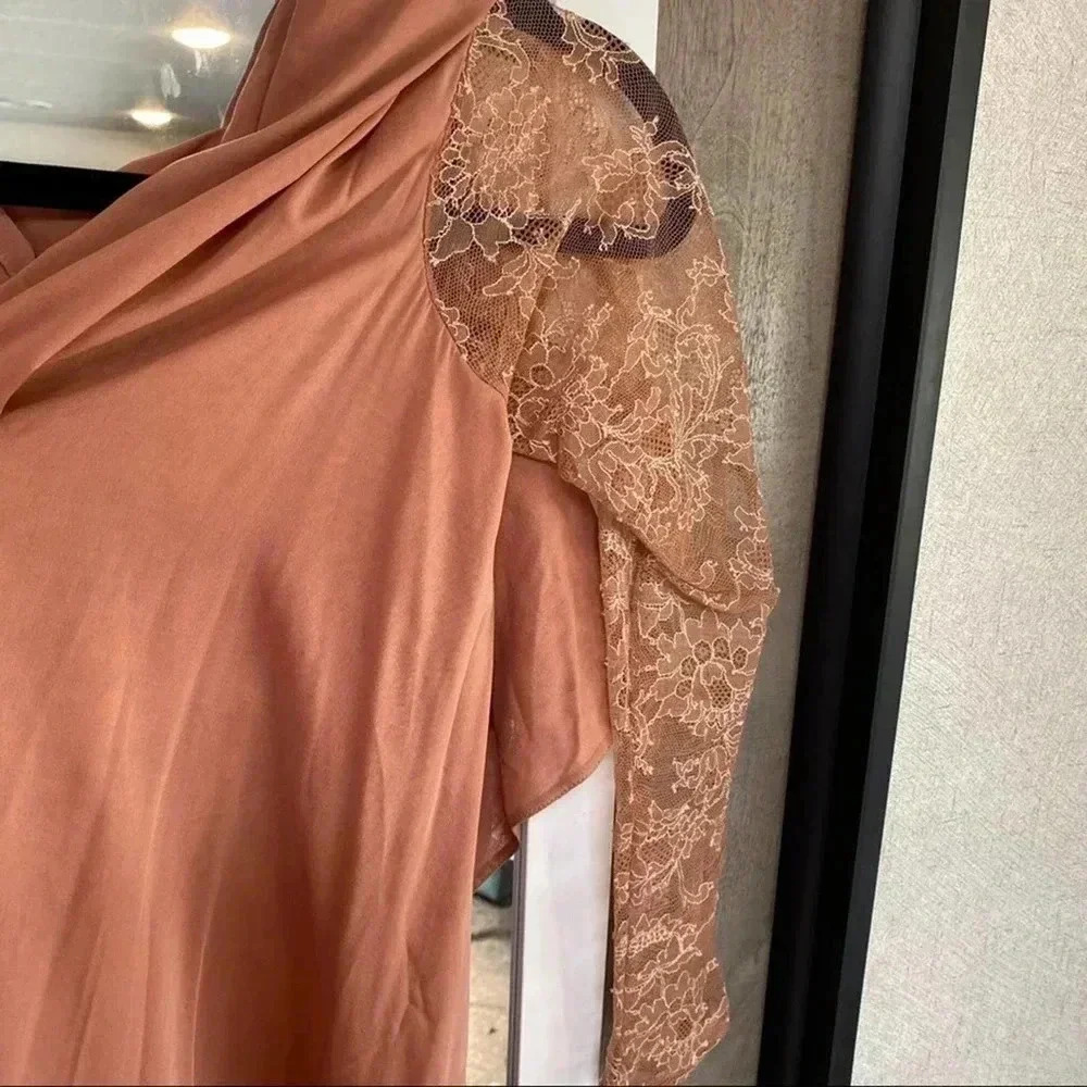 La Perla Wrap Blouse Top Dusty Rose Nude Draped Lace Sleeves Size 38 - Picture 5 of 6